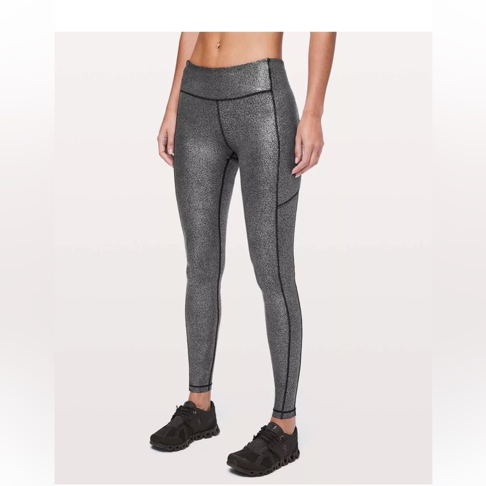 Lululemon Speed Up Tight Luminosity Foil Print Black Silver Tinfoil Size 6